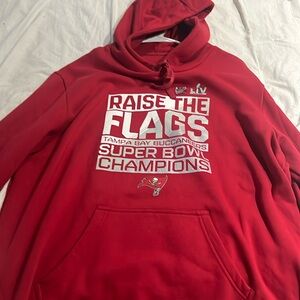 Tampa Bay Buccaneers Super Bowl LIV Hoodie. Never worn. Size 2XL